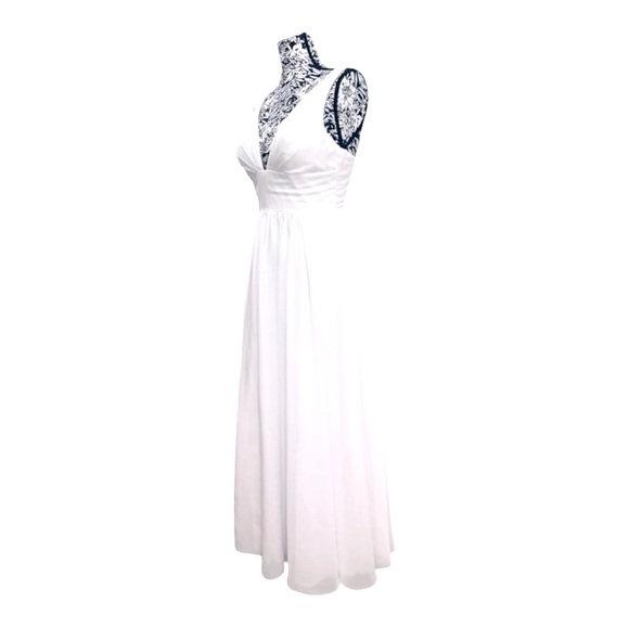❌SOLD❌ White chiffon wedding dress women’s size 6 Excellent condition  Like new - Picture 5 of 8